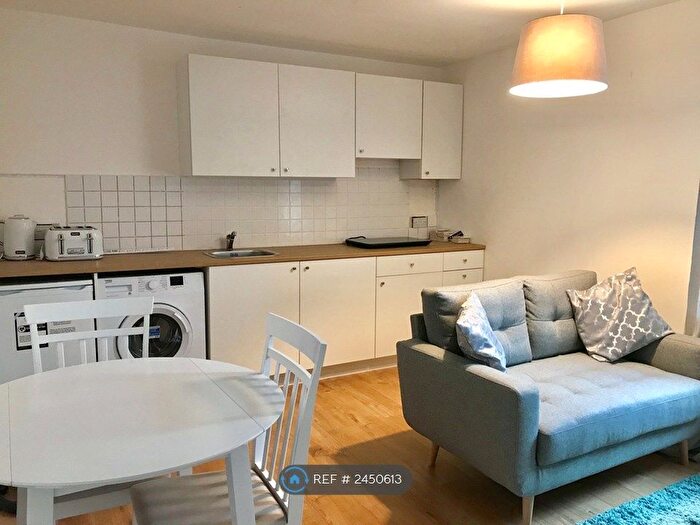 2 Bedroom Flat To Rent In Knight Street, Lincoln, LN5