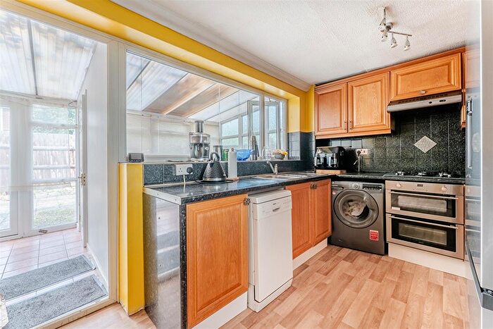 2 Bedroom Semi Detached House For Sale In Alington Close, Finedon, NN9