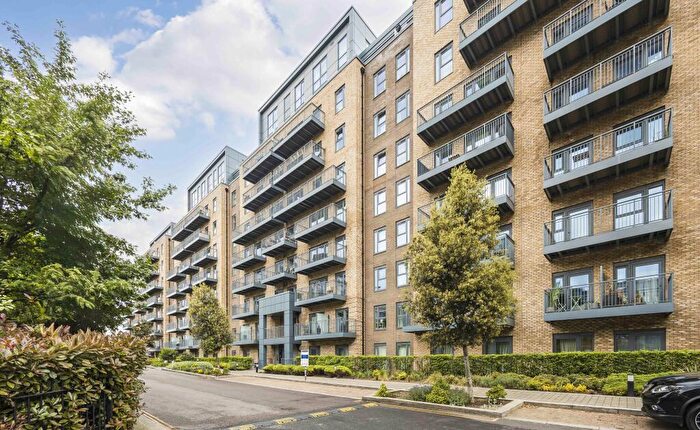 1 Bedroom Flat To Rent In Beaufort Square, Beaufort Park, Colindale, NW9