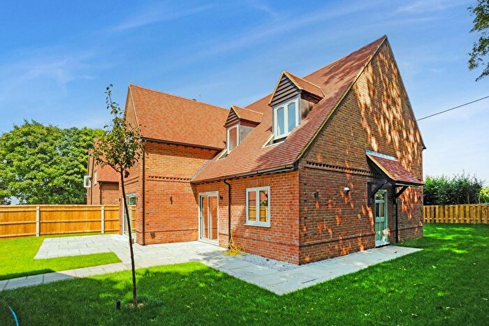 4 Bedroom Detached House To Rent In Old London Road, Ewelme, Wallingford, OX10
