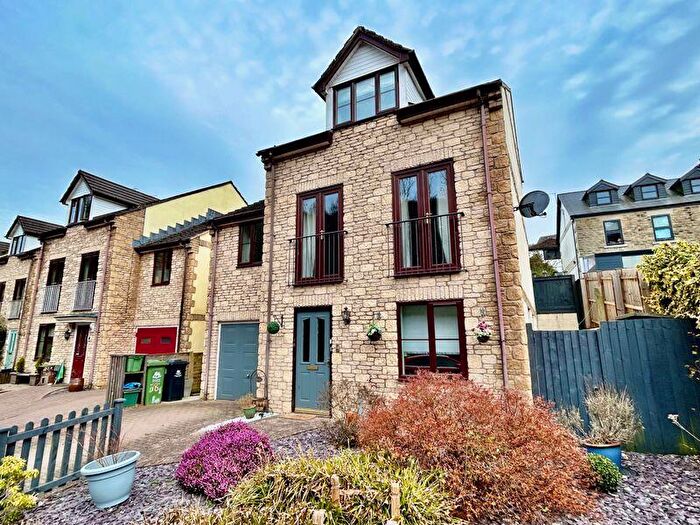 4 Bedroom Detached House For Sale In Cullimore View, Ruspidge, GL14