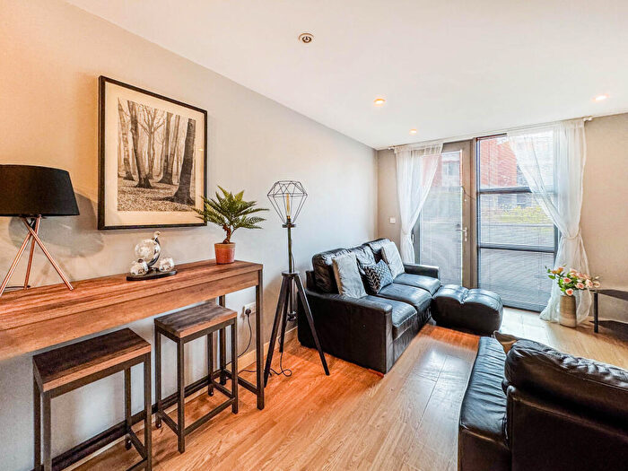 2 Bedroom Apartment For Sale In St. Stephen Street, Salford, M3
