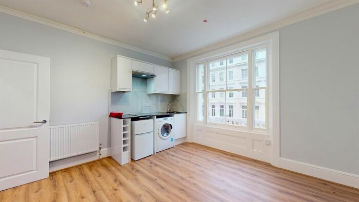 1 Bedroom Flat To Rent In Lexham Gardens, Kensington, W8