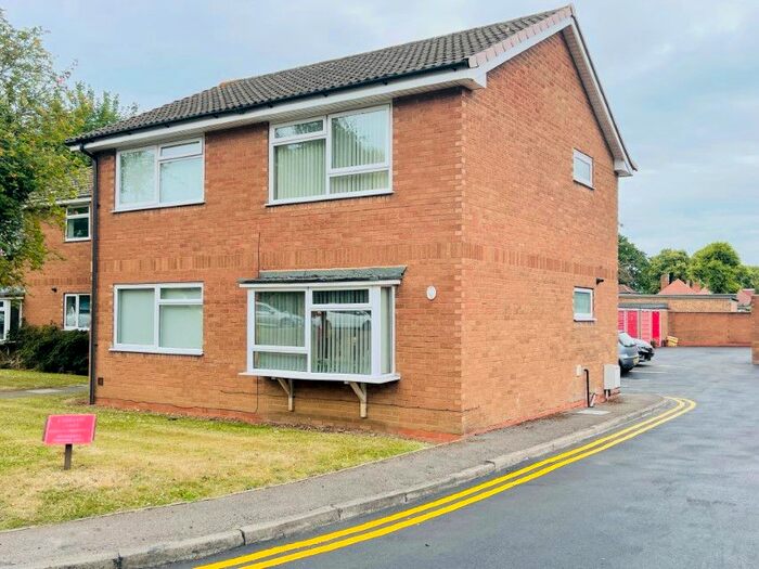 1 Bedroom Flat To Rent In Caldwell Grove, Solihull, B91
