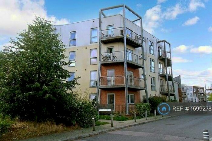 2 Bedroom Flat To Rent In Morris Walk, Dartford, DA1