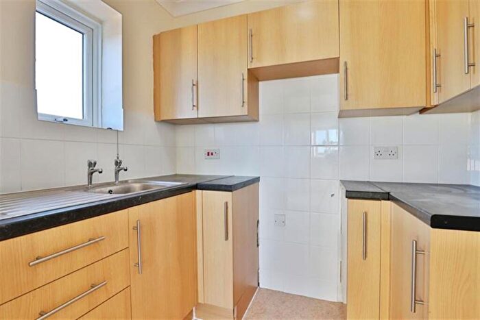 1 Bedroom Retirement Property To Rent In Barton Lodge, Uppleby Road, Upper Parkstone, Poole, BH12