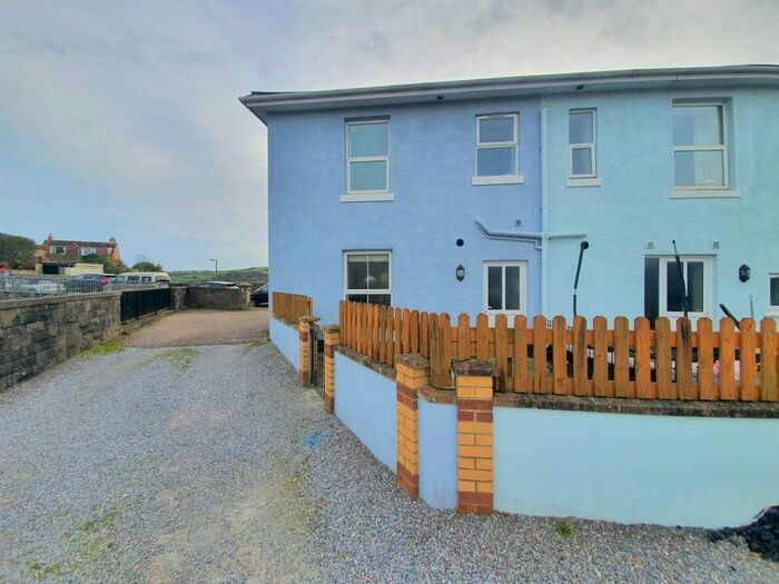 3 Bedroom Property To Rent In Fore Street, Kingskerswell, Newton Abbot, TQ12