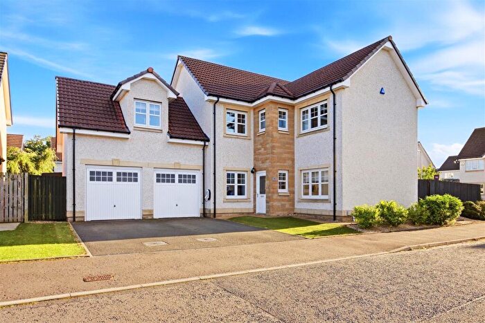 5 Bedroom Detached House For Sale In The Arches View, Woodilee Village, G66