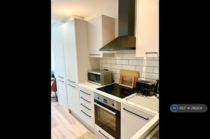 1 Bedroom Flat To Rent In Westby Road, Bournemouth, BH5