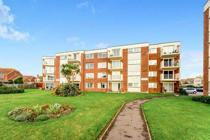 2 Bedroom Apartment To Rent In Rustington Seafront, BN16