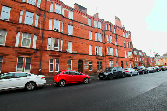 1 Bedroom Apartment To Rent In Daisy Street, Southside, G42