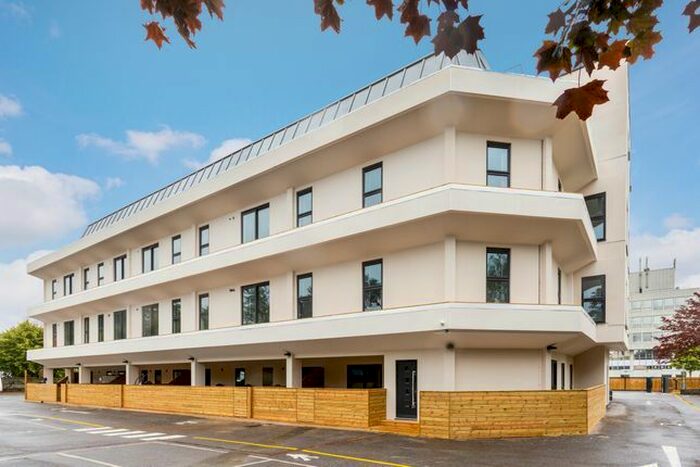 2 Bedroom Flat To Rent In Russell Way, Crawley RH10