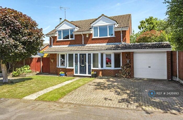 4 Bedroom Detached House To Rent In Elmley Close, Wokingham, RG41