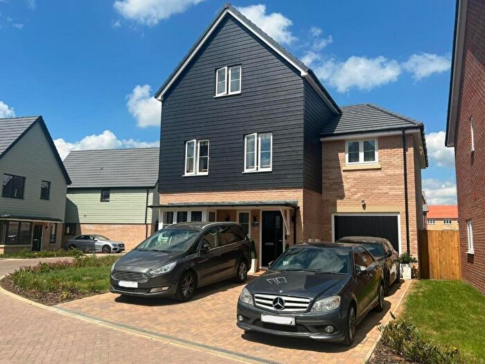4 Bedroom House To Rent In Munro Crescent, Hampton Heights, Peterborough, PE7