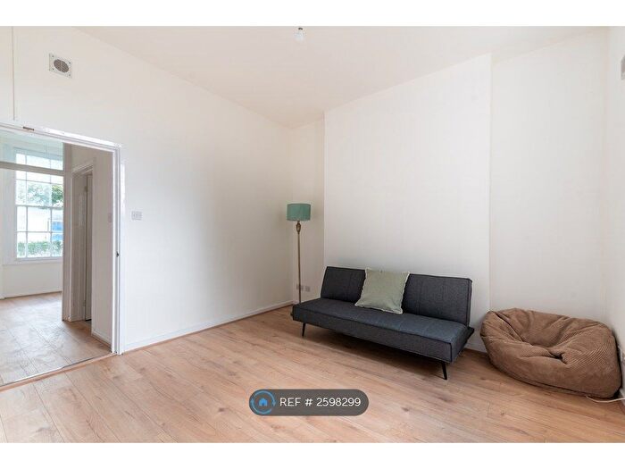 1 Bedroom Flat To Rent In London Road, Cheltenham, GL52