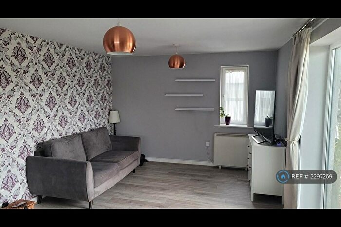 2 Bedroom Flat To Rent In Hulme High Street, Manchester, M15