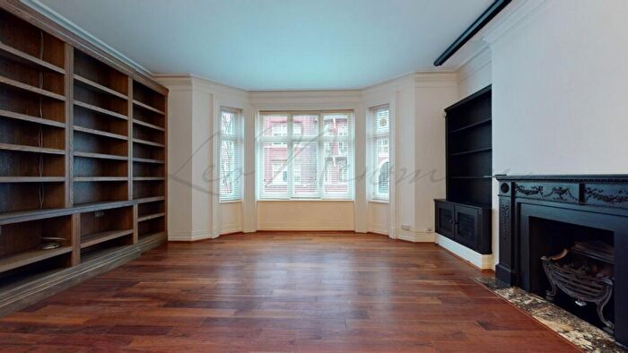 4 Bedroom Flat To Rent In Cabbell Street, Marylebone, NW1