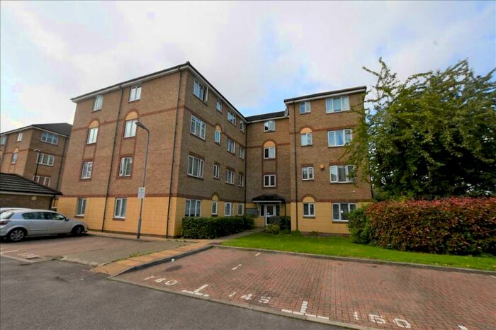 2 Bedroom Flat To Rent In Culpepper Close, London, N18