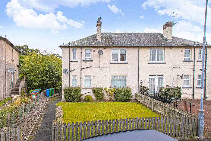 2 Bedroom Flat For Sale In Croft Crescent, Glenrothes, KY7