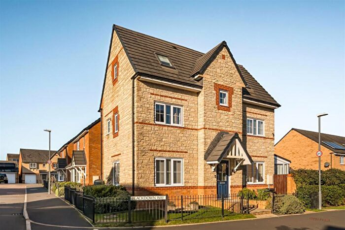 4 Bedroom Detached House For Sale In Blackdown Way, Midsomer Norton, Radstock, BA3