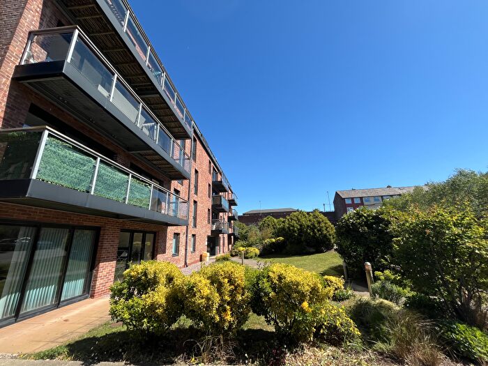 2 Bedroom Flat To Rent In Princeton Place, Liverpool, L8