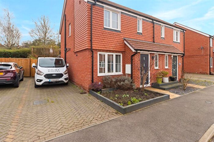 3 Bedroom Semi-Detached House For Sale In Viburnum Way, Hailsham, BN27