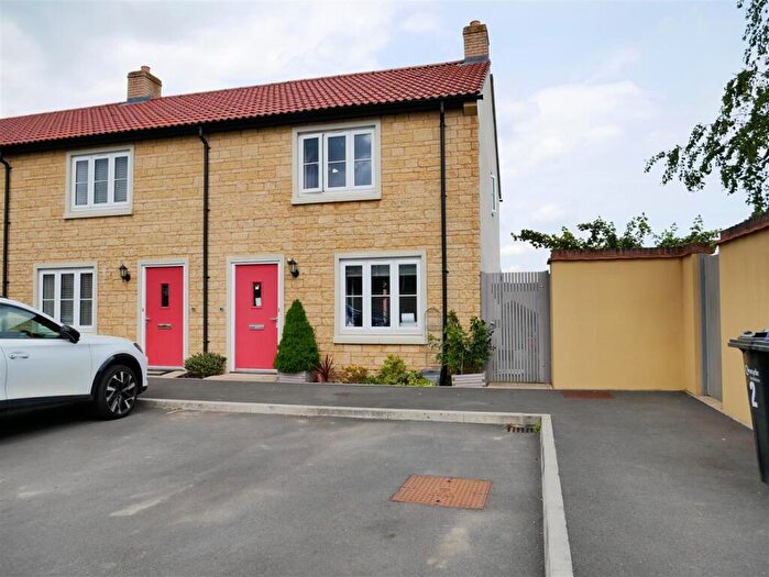 2 Bedroom Semi-Detached House For Sale In Blackford Drive, Calne, SN11