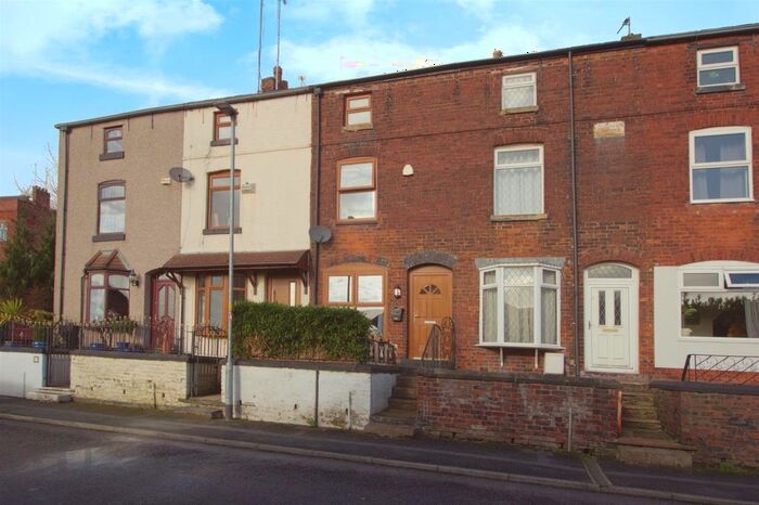 3 Bedroom Terraced House To Rent In Alexander Street, Tyldesley, Manchester, M29