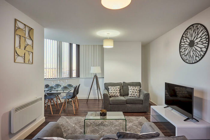 1 Bedroom Apartment To Rent In Broadway Residences, Birmingham, B15