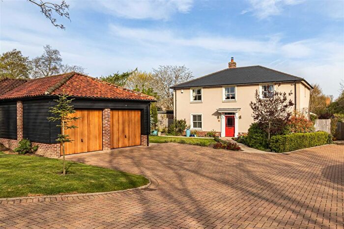 4 Bedroom Detached House For Sale In The Street, Gazeley, Newmarket, CB8