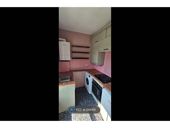 1 Bedroom Flat To Rent In Carysfort Road, London, N8