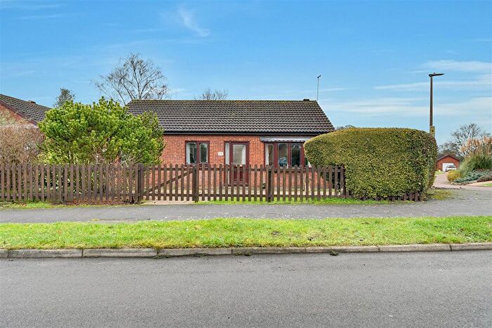 3 Bedroom Bungalow For Sale In Norfolk Avenue, Burton-Upon-Stather, Scunthorpe, DN15