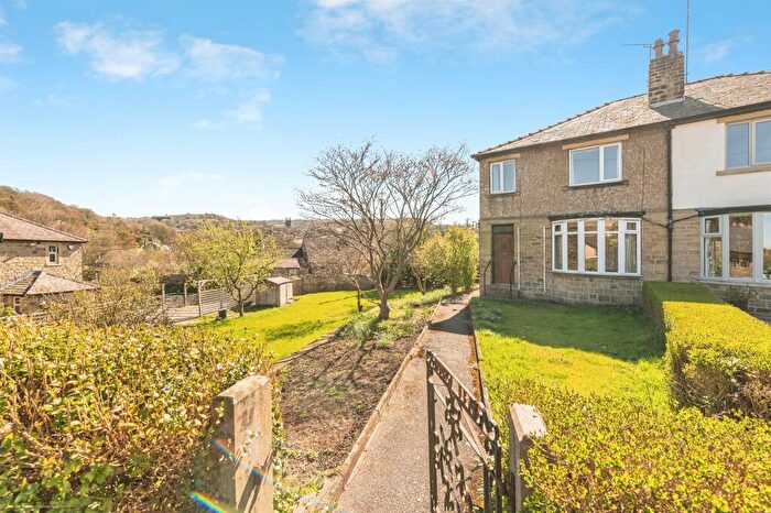 3 Bedroom Semi Detached House For Sale In The Crescent, New Mill, Holmfirth, HD9