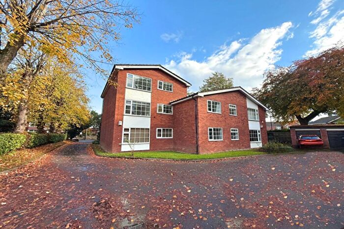 2 Bedroom Apartment For Sale In Oakfield Mews, Oakfield, Sale, M33