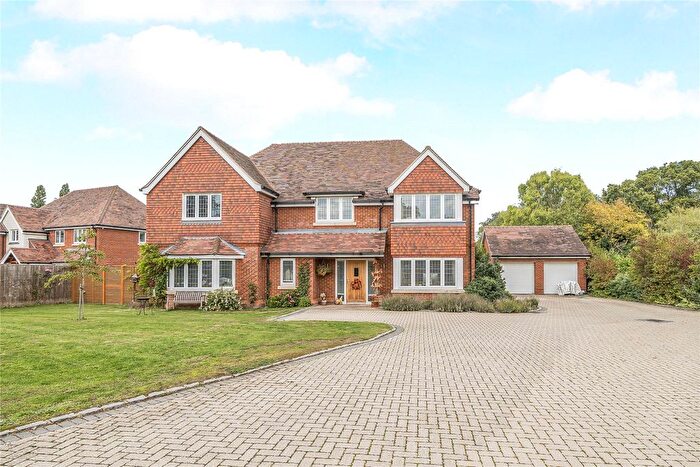 5 Bedroom Detached House For Sale In Chobham, Surrey, GU24