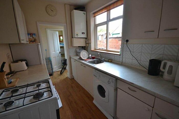 4 Bedroom Terraced House To Rent In Hartopp Road, Leicester, LE2