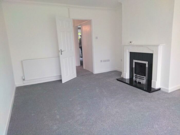 3 Bedroom Bungalow To Rent In Heol Y Rhedyn, Morriston, Swansea, SA6