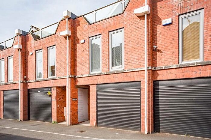 3 Bedroom Property To Rent In Imperial Mews, Montpellier, GL50