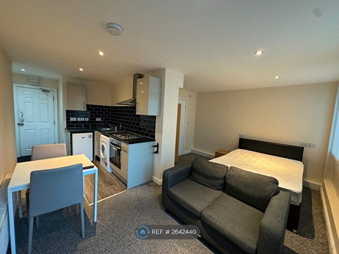 Studio To Rent In Young Street, Doncaster, DN1