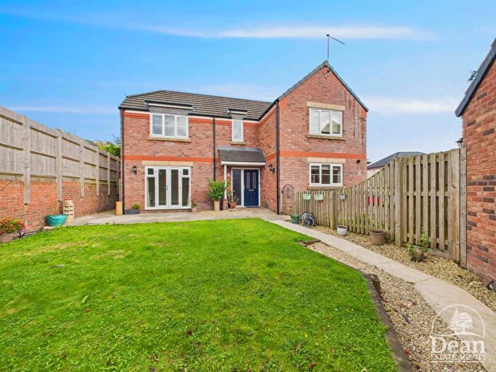 4 Bedroom Detached House For Sale In Copper Beech Close, Coleford, GL16