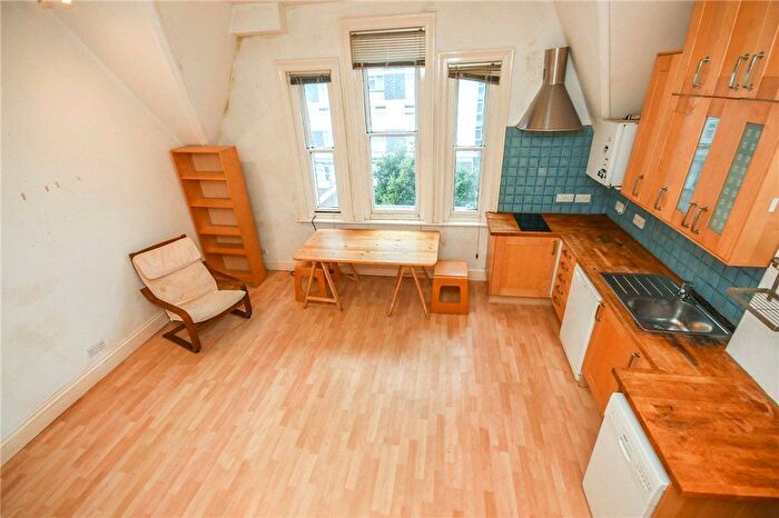 Studio For Sale In Durley Gardens, Bournemouth, Dorset, BH2