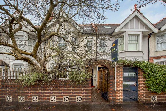 5 Bedroom Terraced House For Sale In London Road, Twickenham, TW1
