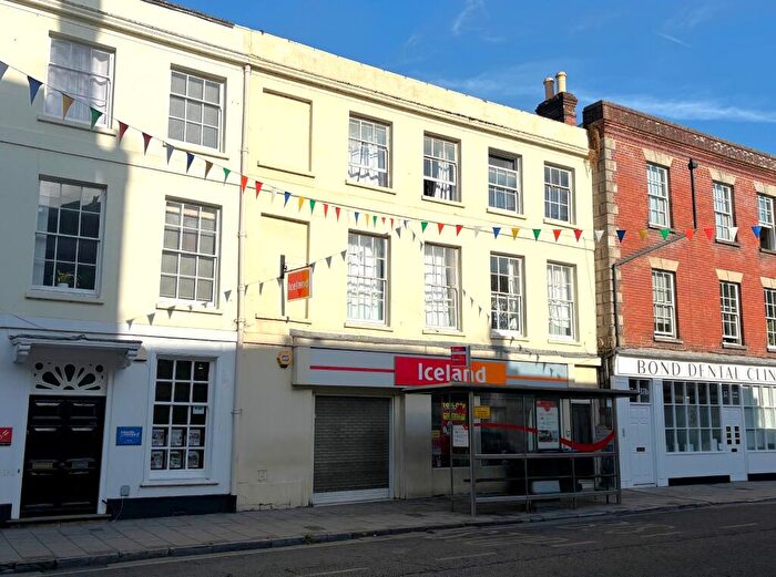 3 Bedroom Flat For Sale In Castle Street, Salisbury, SP1