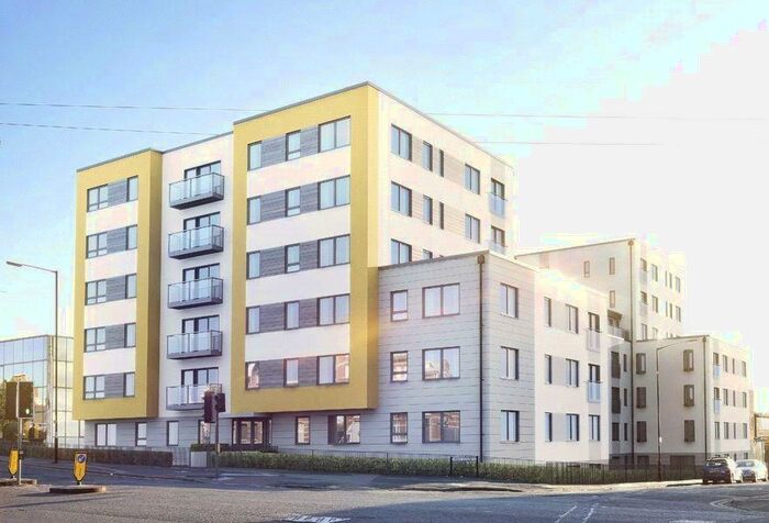 1 Bedroom Apartment To Rent In Stoke Road, Slough, Berkshire, SL2