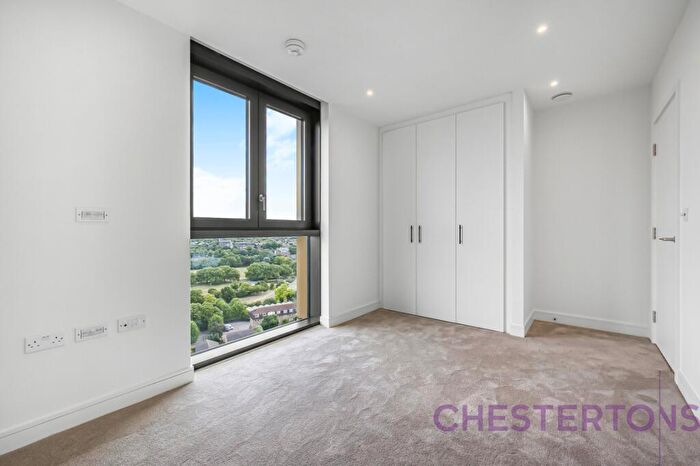 2 Bedroom Flat To Rent In Affinity View, Canary Wharf, E16