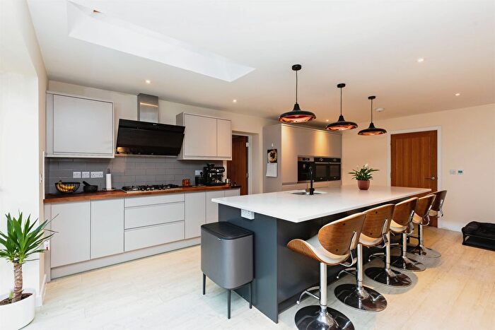 4 Bedroom Detached House For Sale In Knights End Road, March, PE15