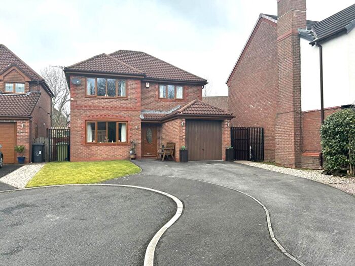 4 Bedroom Detached House For Sale In Alligin Close, Chadderton, OL9