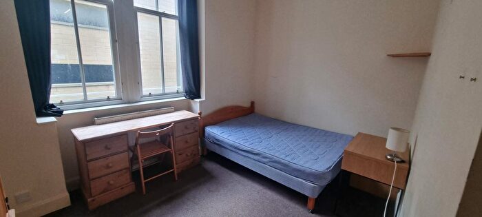 4 Bedroom Flat To Rent In Commercial Street, Dundee, DD1