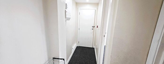 1 Bedroom Flat To Rent In Western Road, Southall, UB2