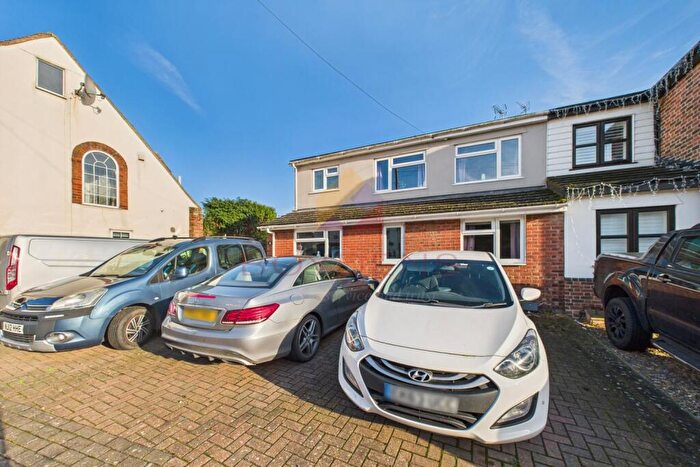 4 Bedroom Semi-Detached House For Sale In The Street, Weeley, CO16